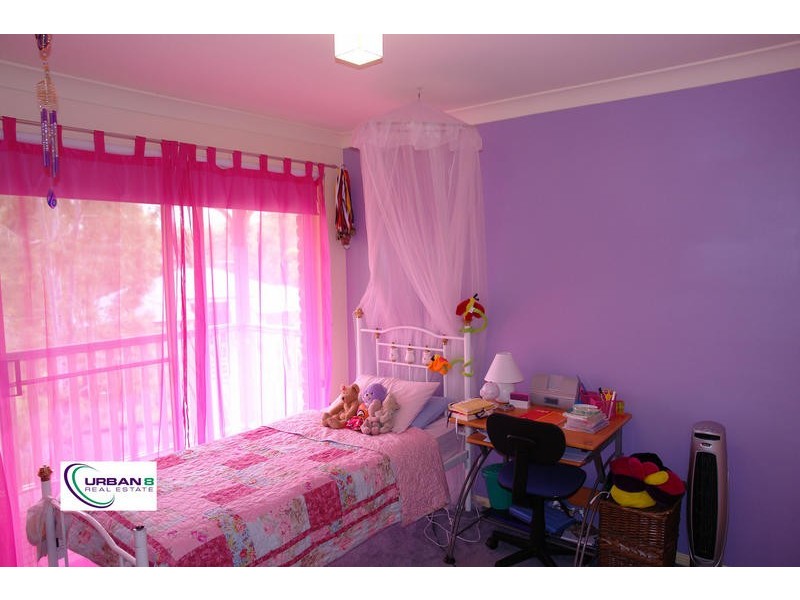 66 Gibson Cres, Bellbowrie QLD 4070